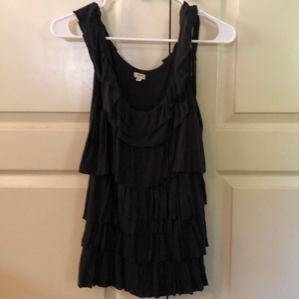 Frilly tank